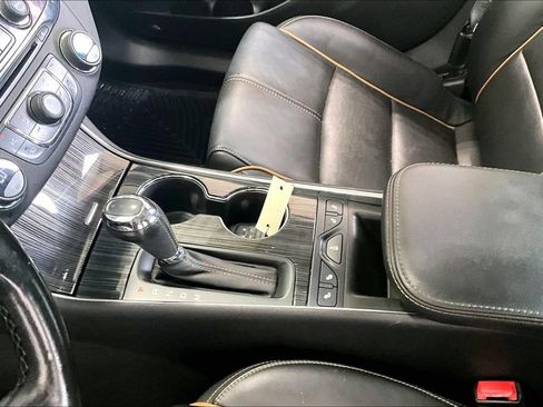 Used 2019 Chevrolet Impala Premier FWD image 17