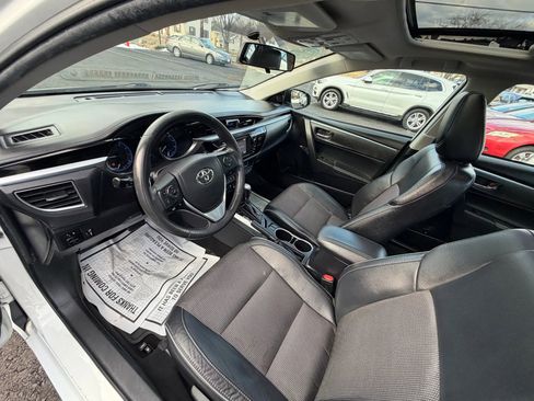 Used 2015 Toyota Corolla S image 10