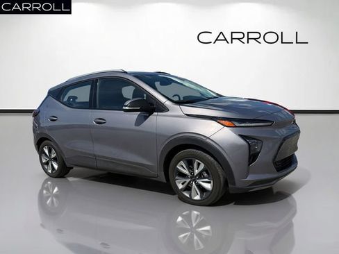Used 2023 Chevrolet Bolt EUV LT w/ Convenience Package FWD image 1