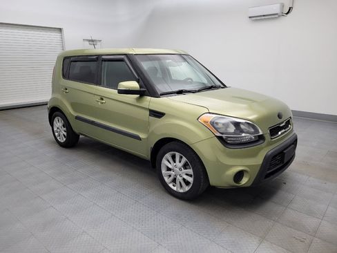 Used 2013 Kia Soul + image 11