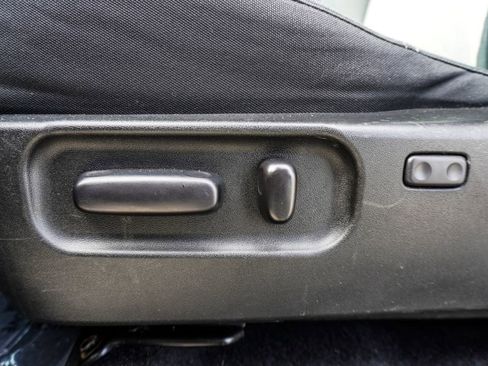 Used 2020 Toyota Tacoma TRD Sport image 7