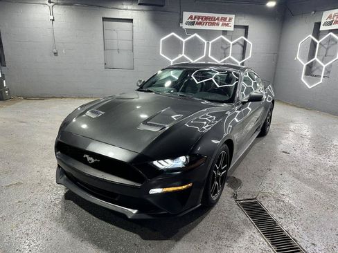 Used 2018 Ford Mustang Premium RWD image 2
