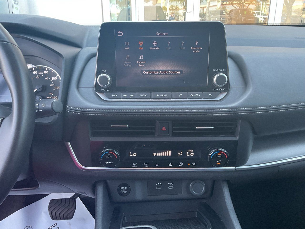 Used 2025 Nissan Rogue SV FWD image 27