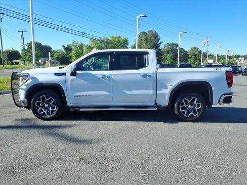 Used 2022 GMC Sierra 1500 SLT w/ SLT Convenience Package AWD/4WD image 13