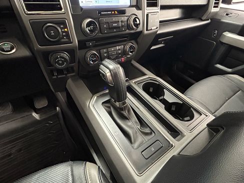 Used 2018 Ford F150 Raptor w/ Equipment Group 802A Luxury image 22