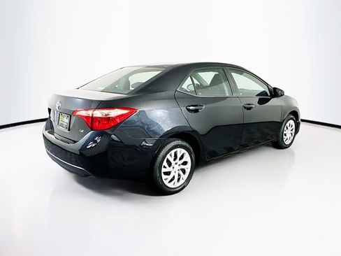Used 2017 Toyota Corolla LE image 9