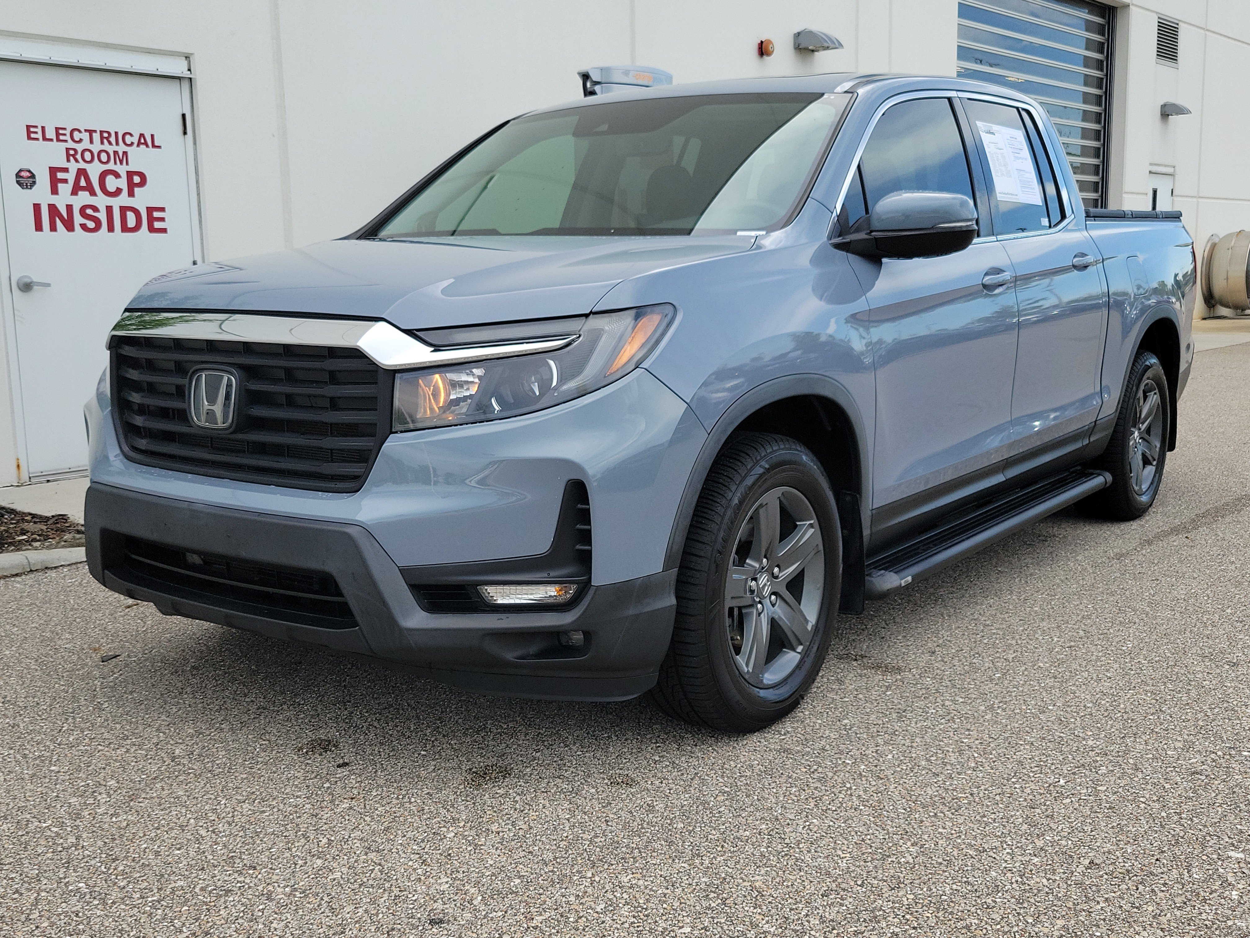 Used 2023 Honda Ridgeline RTL image 3