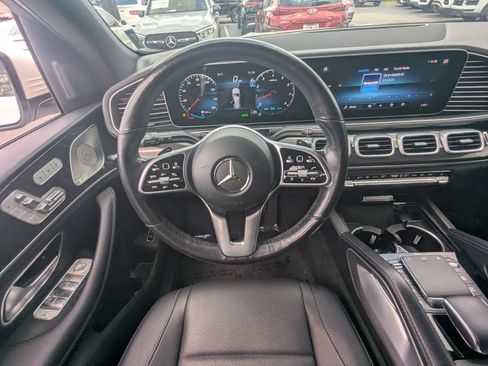 Certified 2023 Mercedes-Benz GLS 450 4MATIC image 3