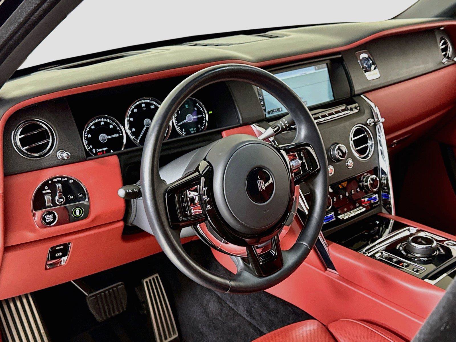 Used 2022 Rolls-Royce Cullinan AWD/4WD image 15