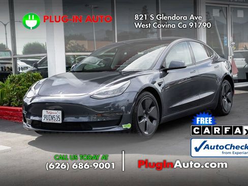 Used 2023 Tesla Model 3 Standard Range image 1