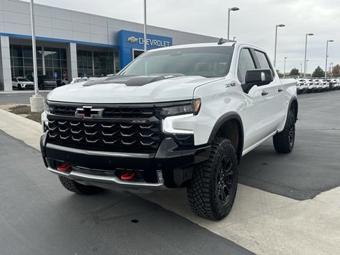 Certified 2025 Chevrolet Silverado 1500 ZR2 w/ Technology Package image 35