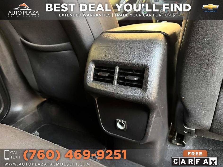 Used 2018 Chevrolet Equinox LT FWD image 32