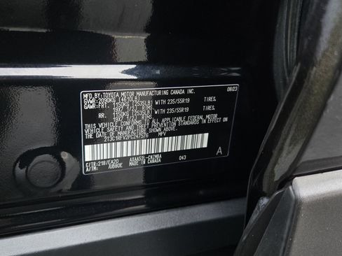 Certified 2023 Toyota RAV4 XLE Premium image 28