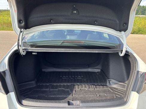 Used 2024 Honda Civic Sport image 12