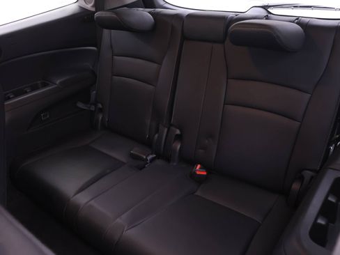 Certified 2020 Honda Pilot Touring image 15