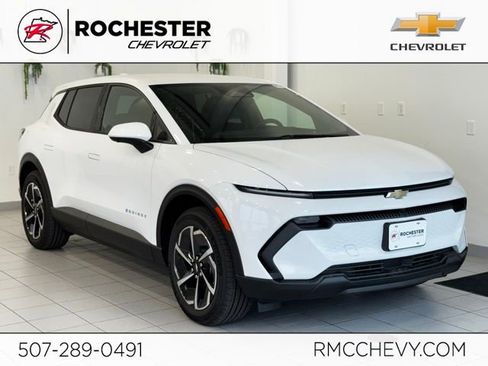 New 2026 Chevrolet Equinox EV LT image 1