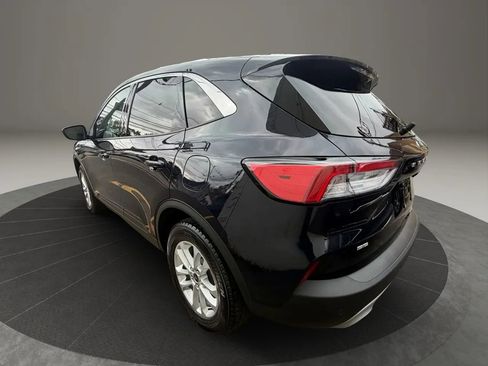 Used 2021 Ford Escape SE image 7