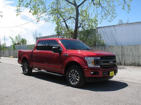 Used 2020 Ford F150 XLT w/ Equipment Group 302A Luxury AWD/4WD image 4