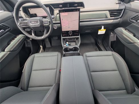 New 2026 GMC Terrain AT4 AWD/4WD image 24