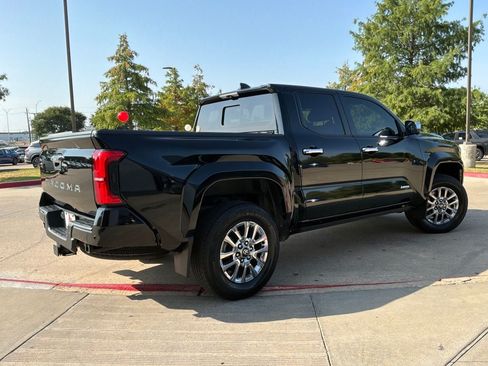 Used 2024 Toyota Tacoma Limited w/ Limited Package (LT) AWD/4WD image 6