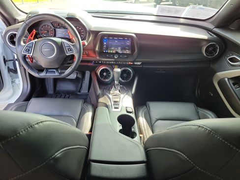 Used 2023 Chevrolet Camaro LT w/ Technology Package RWD image 19