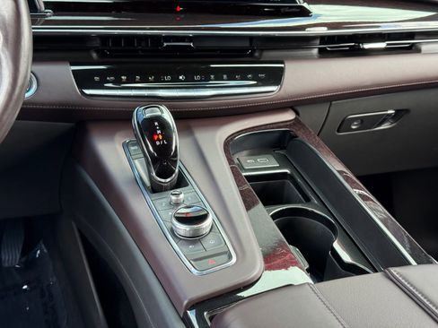 Used 2022 Cadillac Escalade ESV Sport Platinum image 30