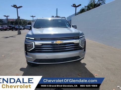 Certified 2025 Chevrolet Tahoe LT AWD/4WD image 3