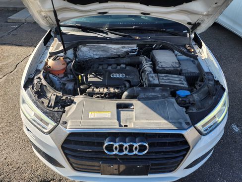 Used 2017 Audi Q3 2.0T Prestige AWD/4WD image 18