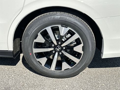 New 2026 Honda Odyssey EX-L image 12