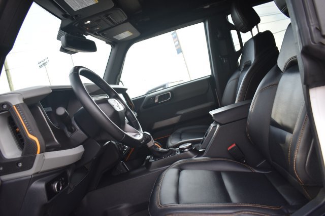 Used 2023 Ford Bronco Badlands w/ Sasquatch Package AWD/4WD image 22