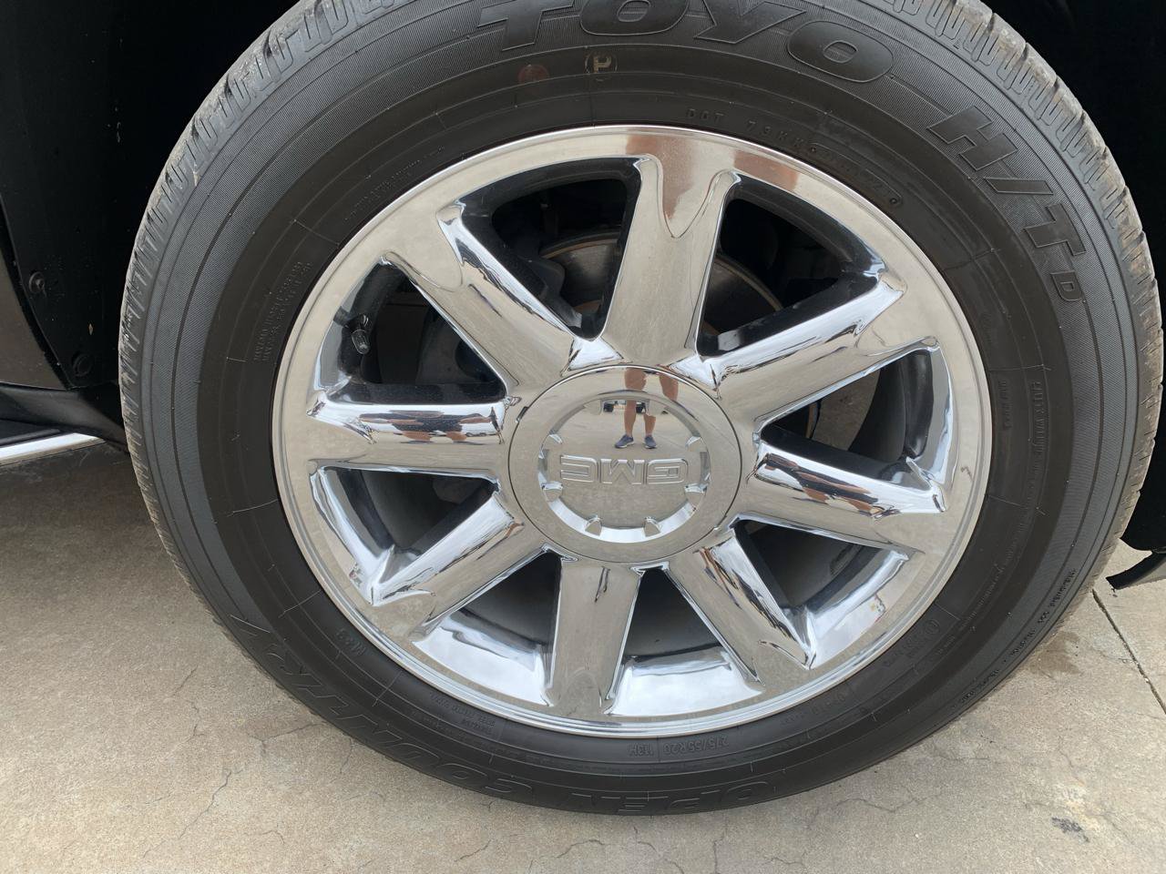 Used 2013 GMC Yukon Denali AWD/4WD image 11