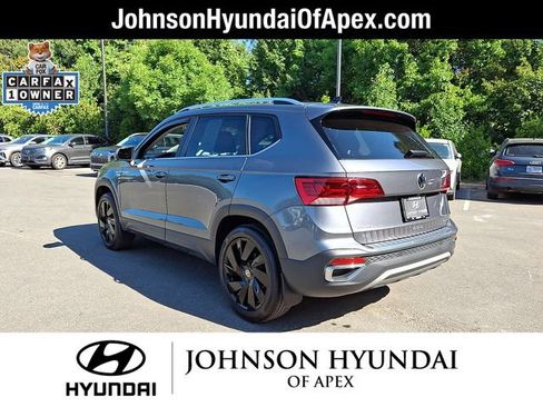 Used 2024 Volkswagen Taos SE w/ Black Wheel Plus Package AWD/4WD image 30