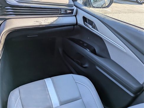 Used 2025 Toyota Camry SE image 15