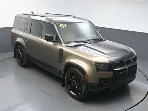 Used 2024 Land Rover Defender 130 X image 42