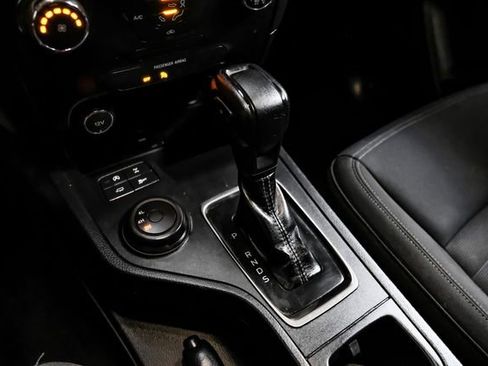 Used 2019 Ford Ranger XL w/ Equipment Group 101A Mid image 27