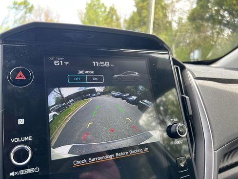 Used 2024 Subaru Crosstrek 2.0i Premium image 19