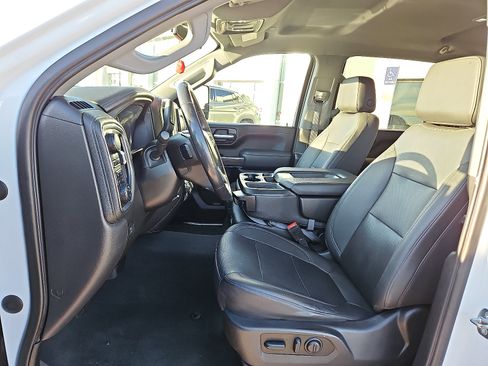 Used 2023 Chevrolet Silverado 2500 LTZ image 9