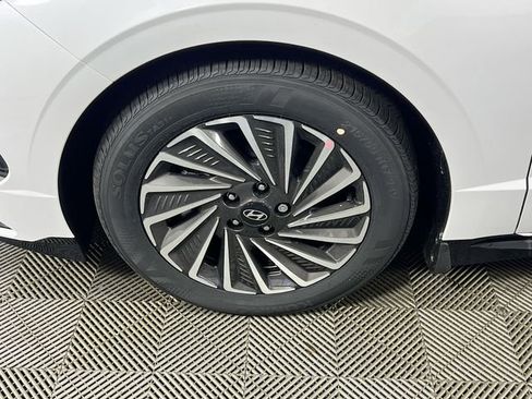 New 2025 Hyundai Sonata SEL image 4