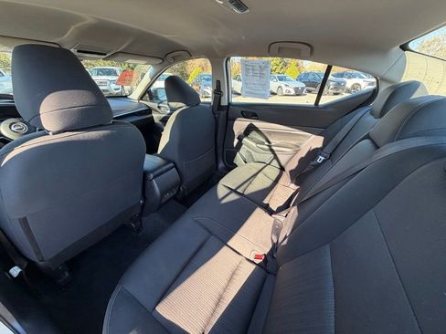 Certified 2024 Nissan Altima 2.5 SV image 22