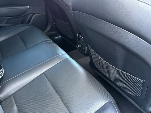 Used 2020 Kia Stinger GT-Line image 28