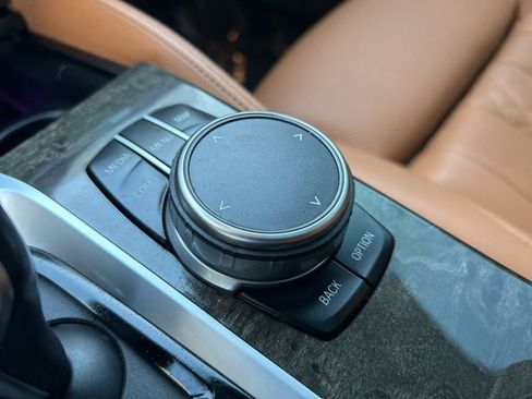 Used 2023 BMW 540i w/ M Sport Package image 54