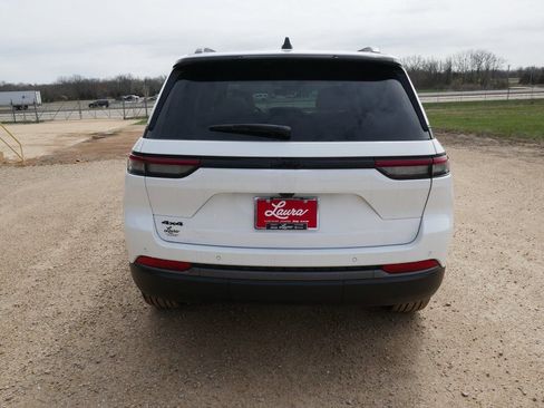 New 2026 Jeep Grand Cherokee Limited w/ Limited Altitude Package image 5