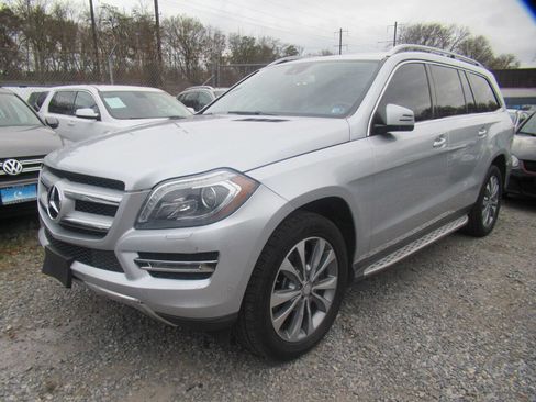 Used 2013 Mercedes-Benz GL 450 4MATIC image 4