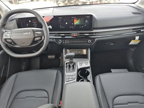 New 2026 Kia Sportage SX image 13