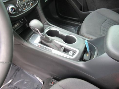 Certified 2024 Chevrolet Equinox LT image 16