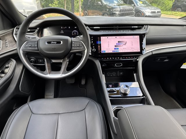 New 2026 Jeep Grand Cherokee Limited AWD/4WD image 24