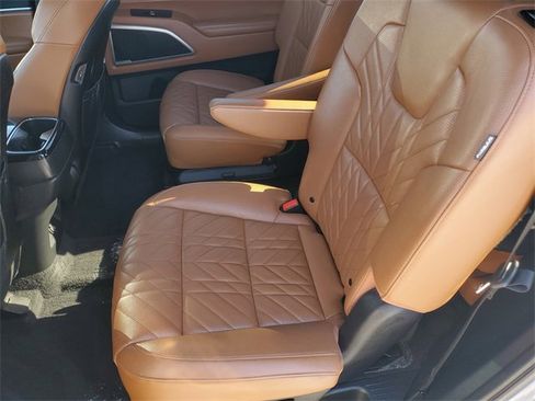 Used 2023 Kia Telluride EX X-Line image 9
