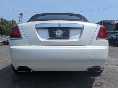 Used 2018 Rolls-Royce Dawn RWD image 85