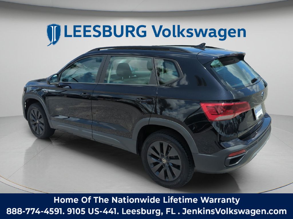 Used 2022 Volkswagen Taos S FWD image 9