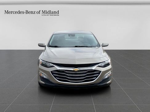 Used 2024 Chevrolet Malibu LT image 2